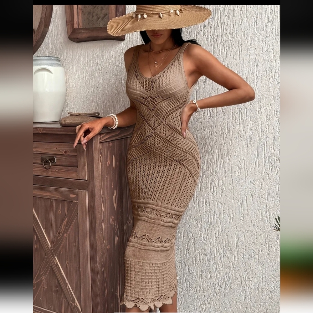 Stunning Dress - image 1